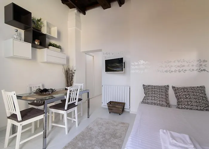 White Terrace Ostilia Rome