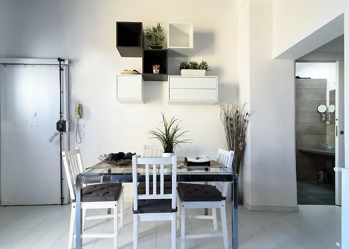 White Terrace Ostilia Appartement